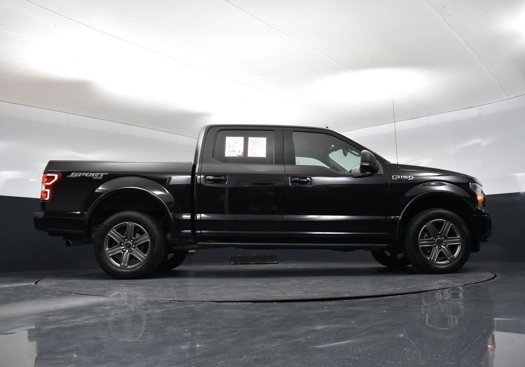 2020 Ford F-150 XLT photo 28