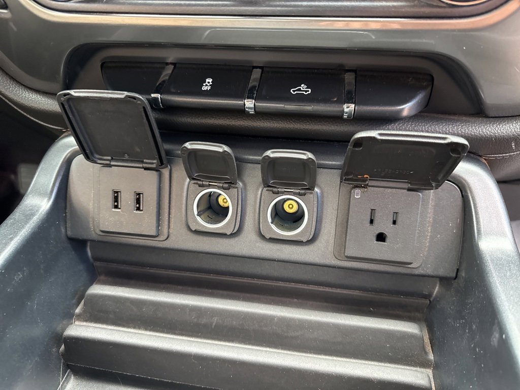 2018 Chevrolet Silverado 1500 LTZ photo 39