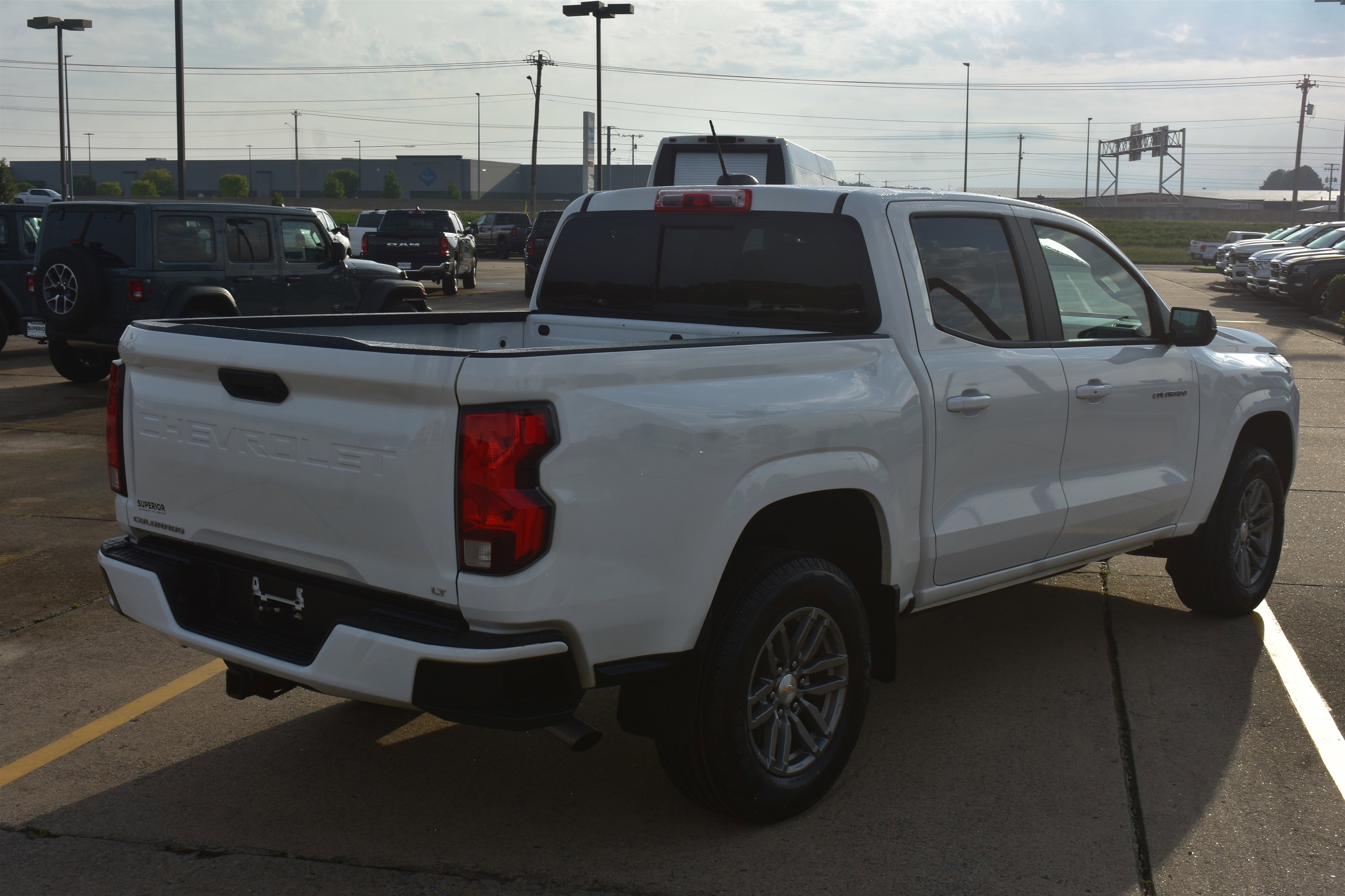2024 Chevrolet Colorado LT photo 2