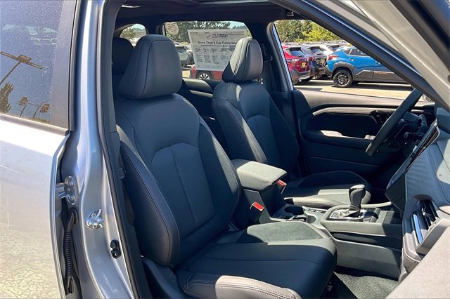 2025 Subaru Forester Touring photo 25