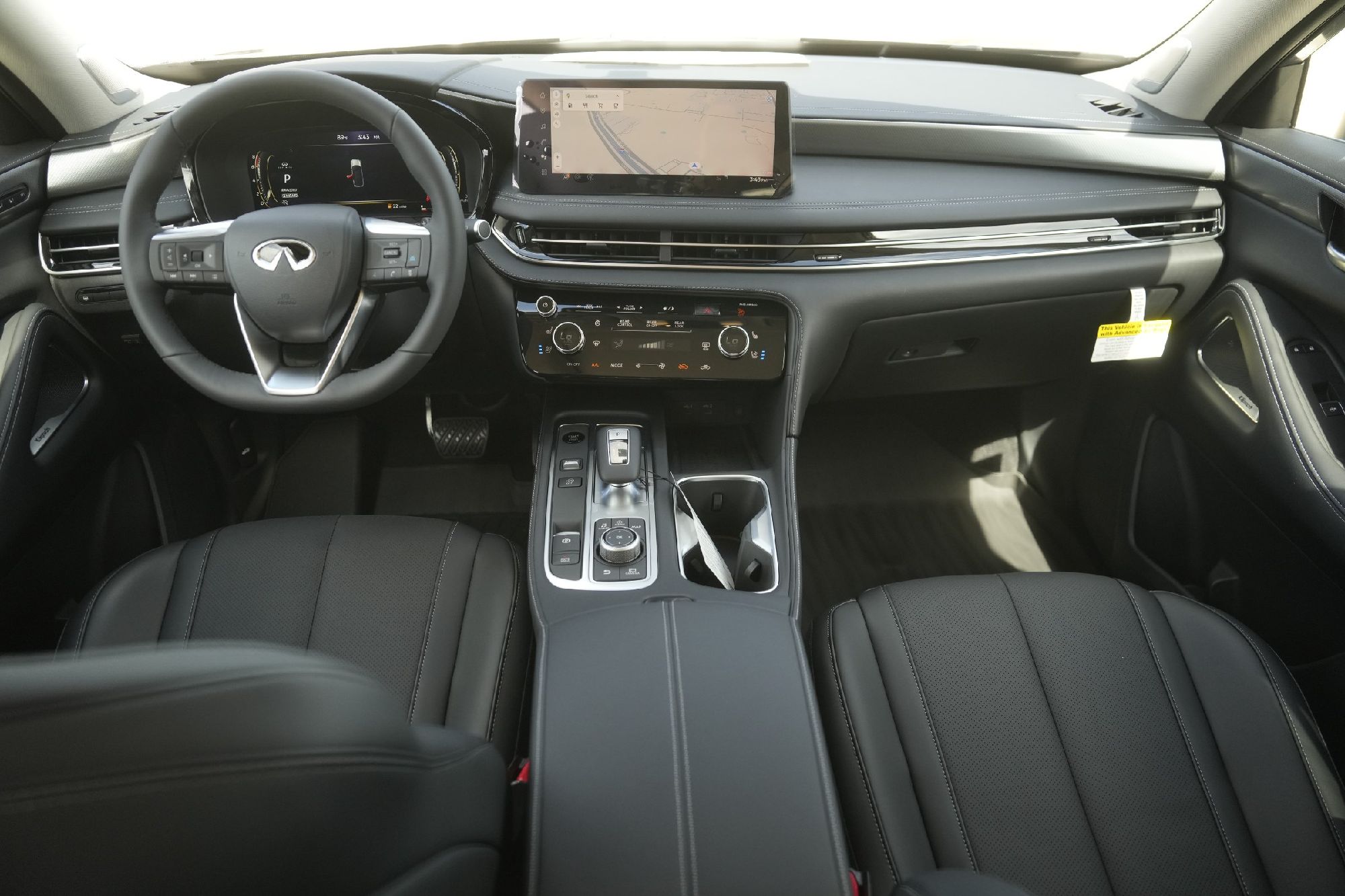 2026 Infiniti QX60 Luxe photo 15