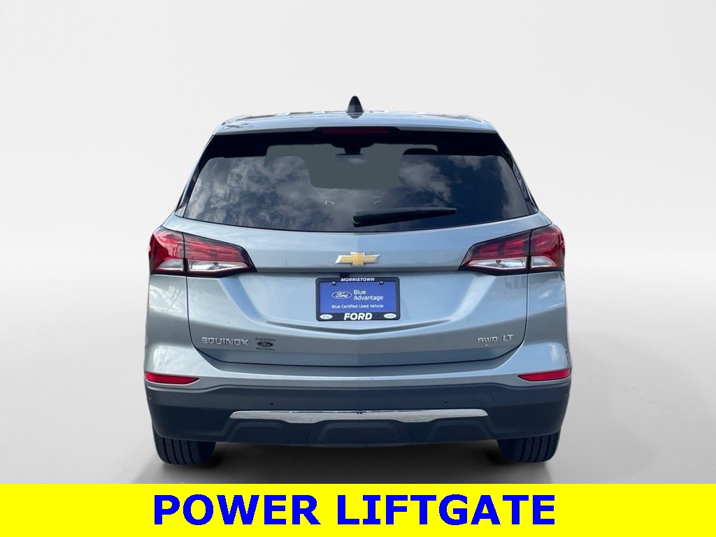 2024 Chevrolet Equinox LT photo 3