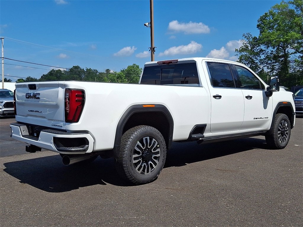 2025 Gmc Sierra 3500 HD Denali Ultimate photo 3