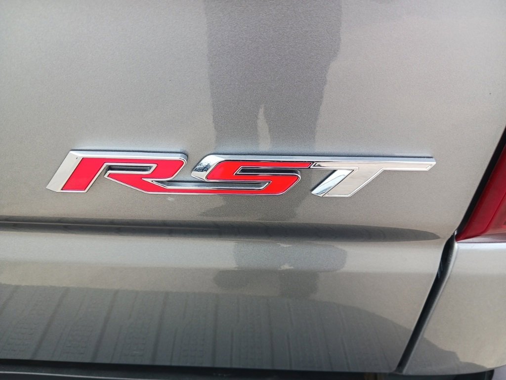 2025 Chevrolet Silverado 1500 RST photo 10
