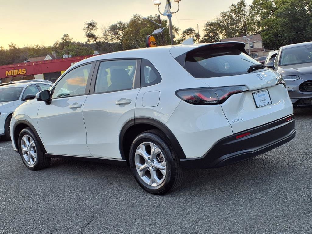 2023 Honda HR-V LX photo 3