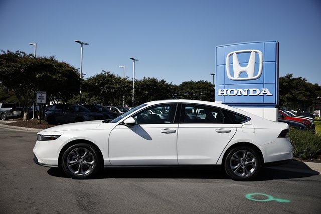 2024 Honda Accord EX photo 2