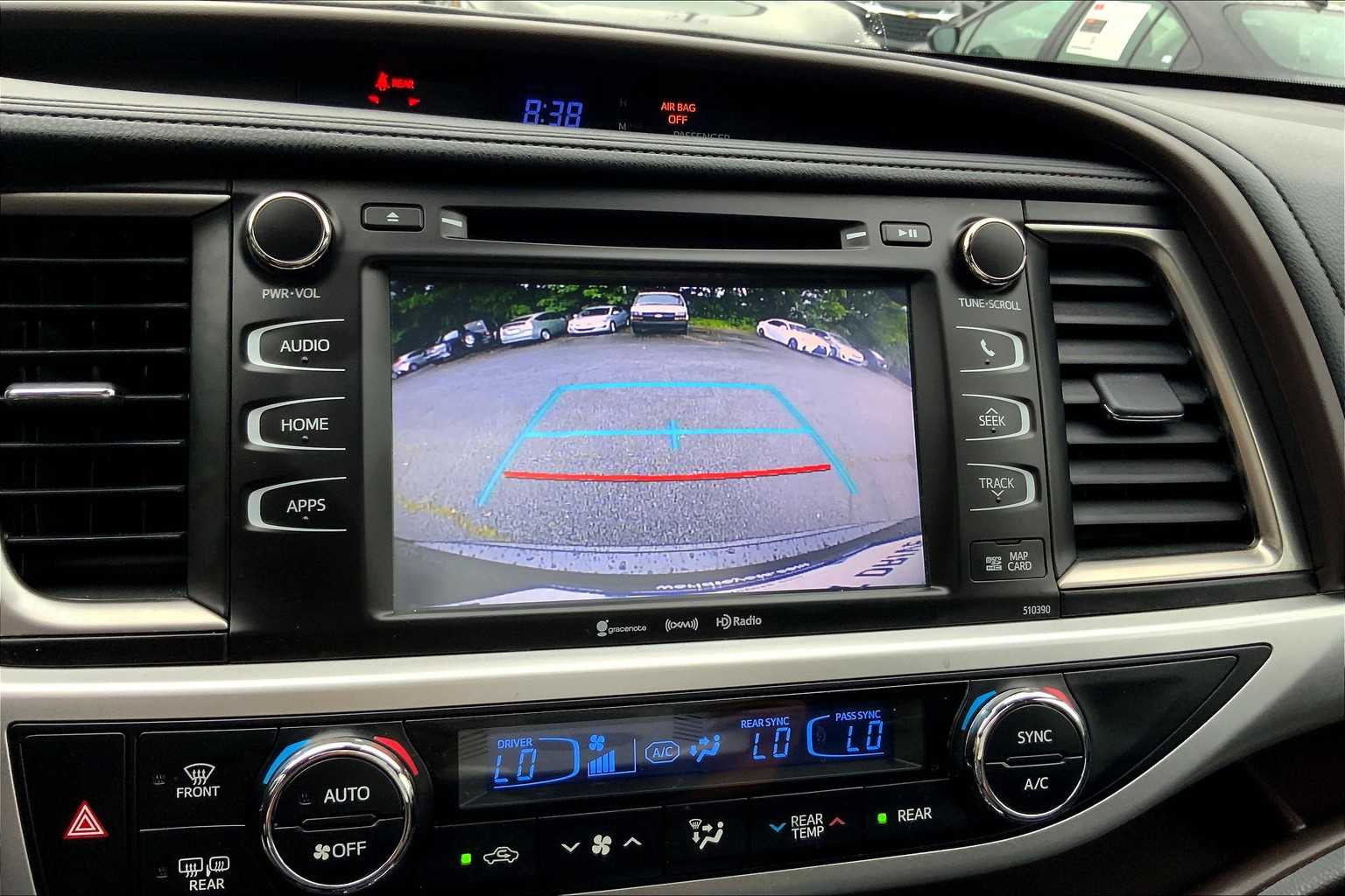 2019 Toyota Highlander XLE photo 25
