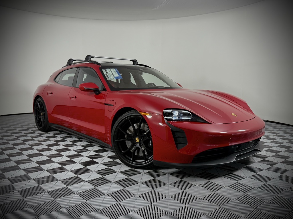 2024 Porsche Taycan Sport Turismo GTS photo 7