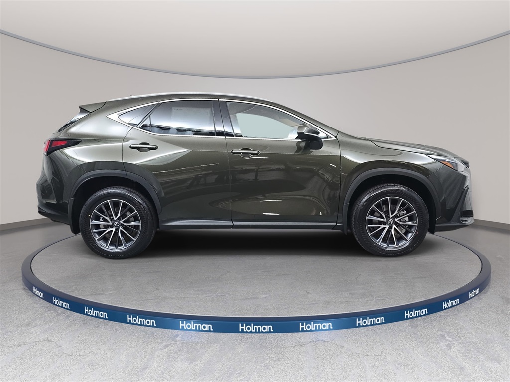2026 Lexus NX 350 Premium photo 3