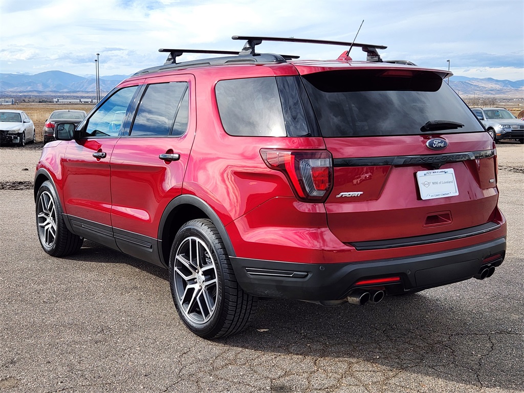 2018 Ford Explorer Sport photo 3
