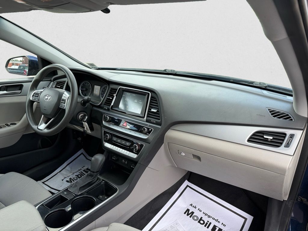 2018 Hyundai Sonata SE photo 17