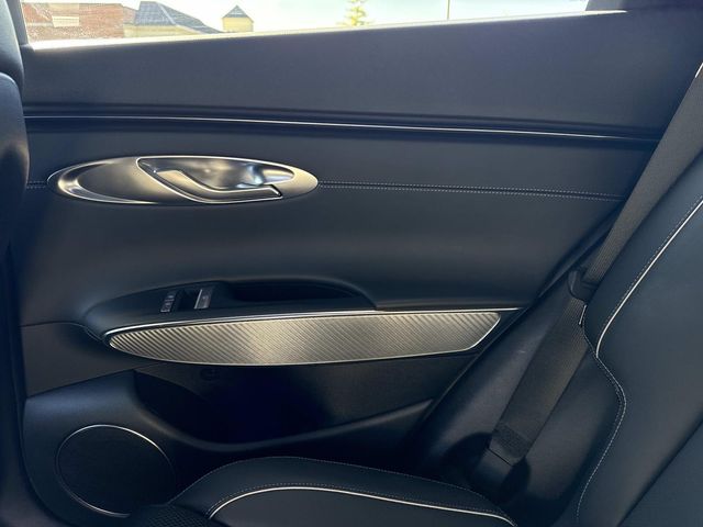 2024 Genesis GV70 Advanced 3.5T Sport Prestige photo 15