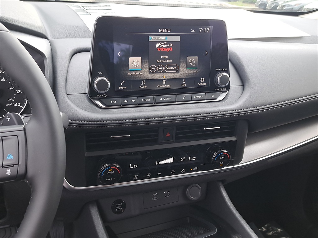 2026 Nissan Rogue SV photo 28