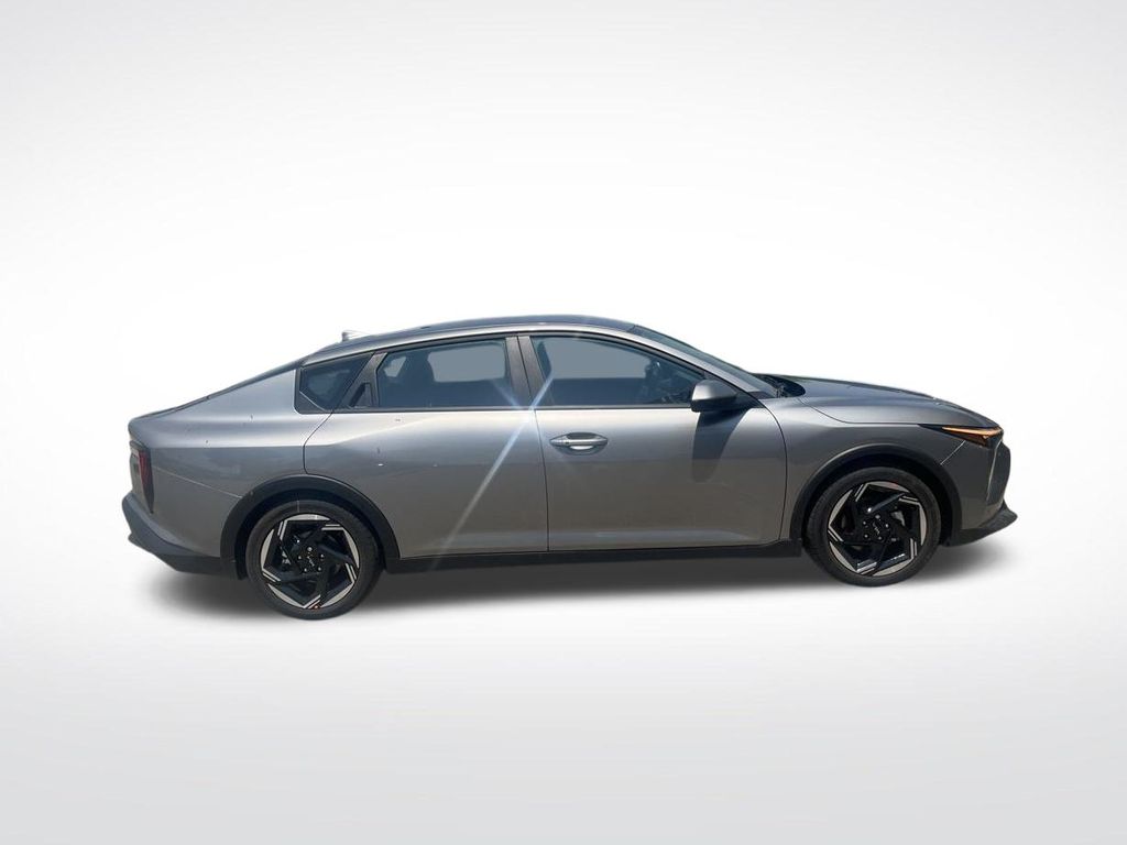 2025 Kia K4 EX photo 5