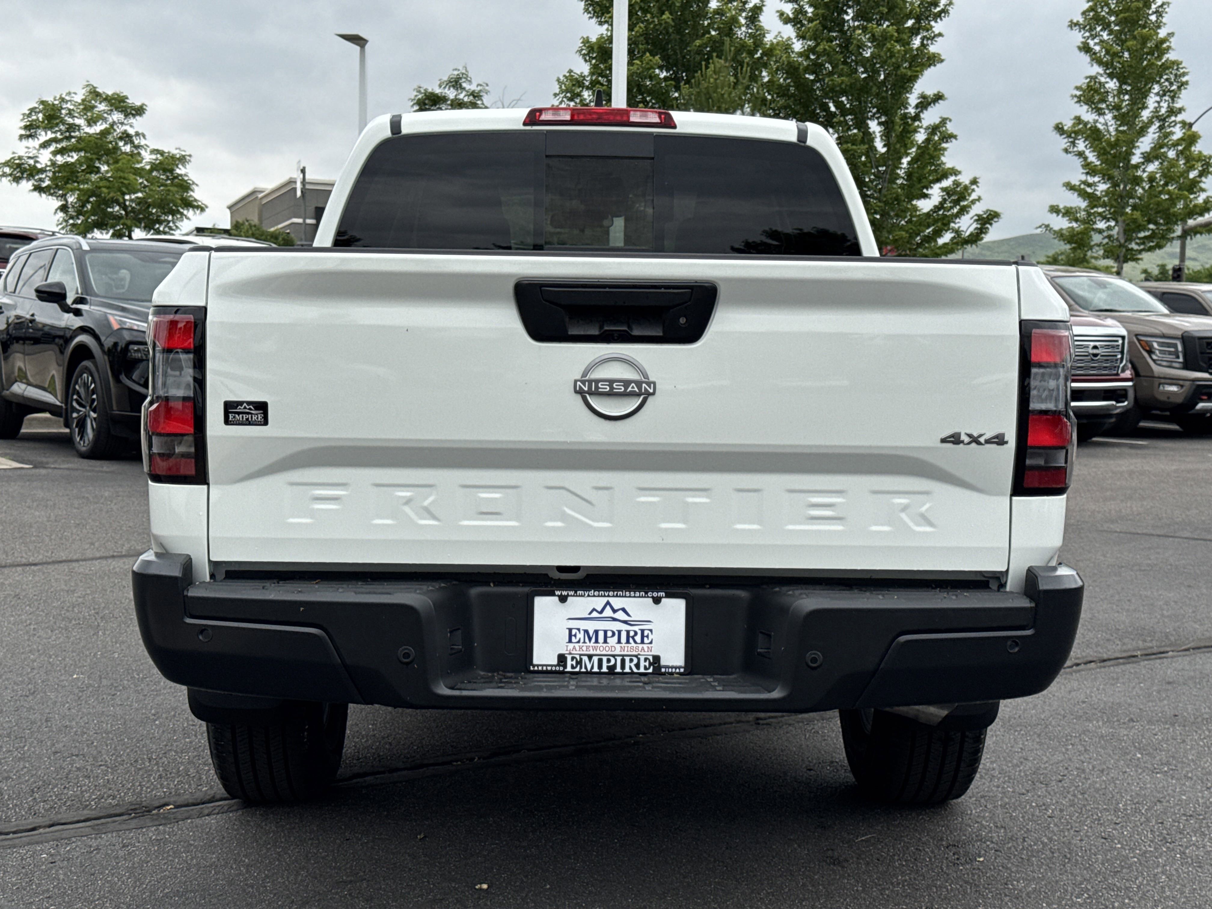 2025 Nissan Frontier S photo 5