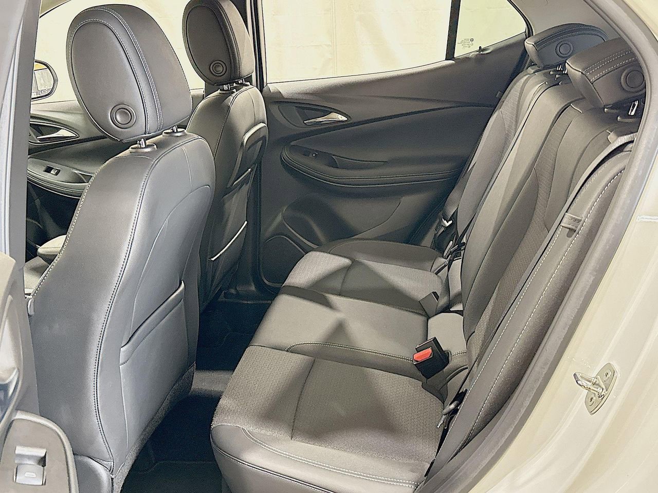 2022 Buick Encore GX Preferred photo 22