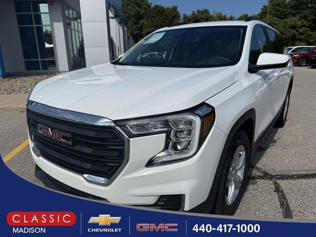 2024 GMC Terrain SLE's photo