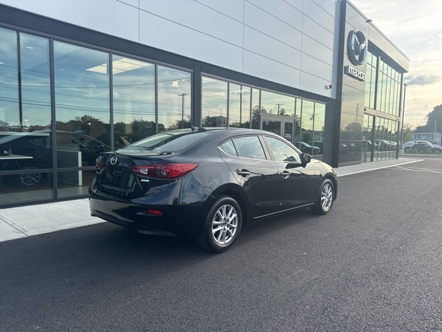 Used 2015 Mazda MAZDA3 i Touring with VIN JM1BM1V76F1222599 for sale in Seekonk, MA