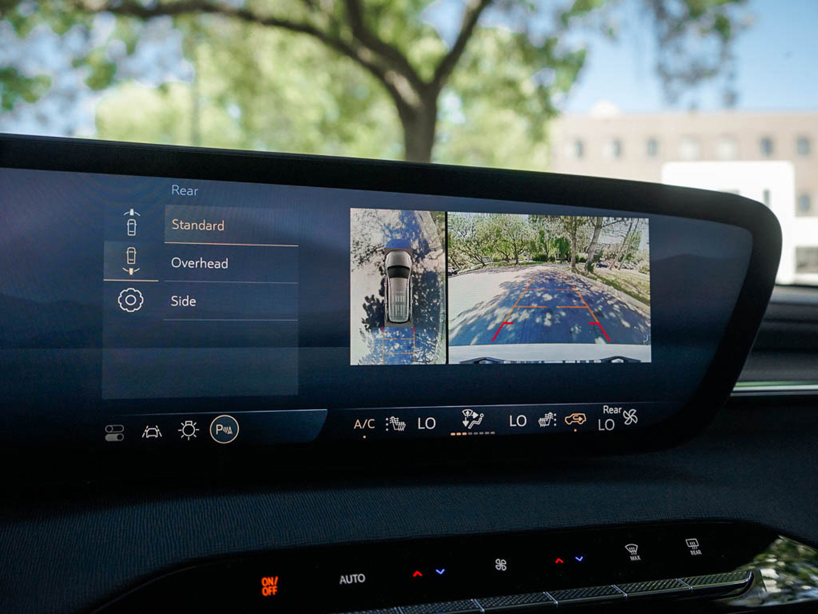 2025 Buick Enclave Sport Touring photo 23