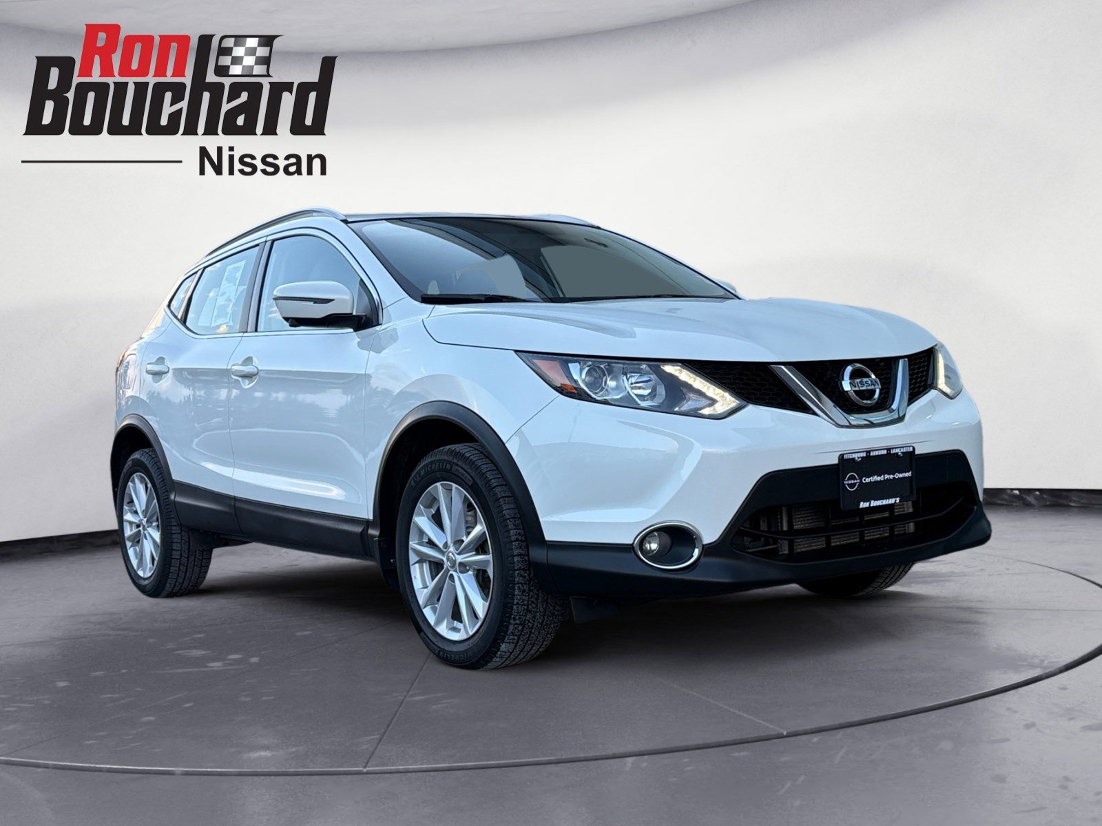 2018 Nissan Rogue Sport SV's photo
