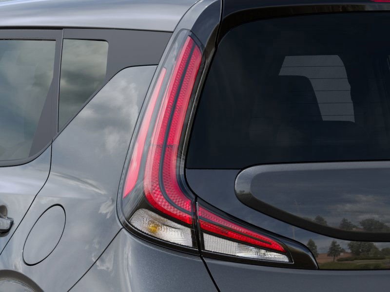 2025 Kia Soul S photo 3