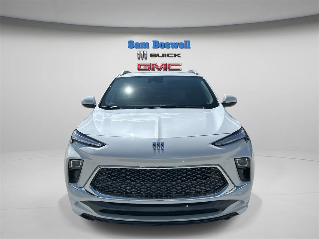 2026 Buick Encore GX Avenir photo 2