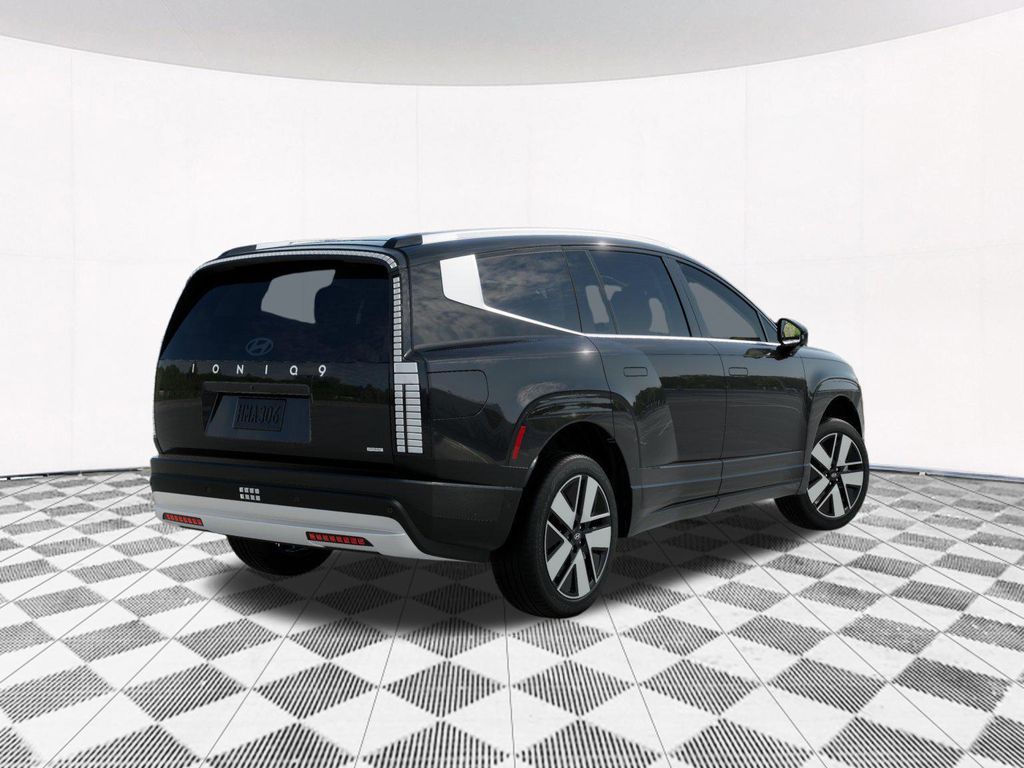 2026 Hyundai Ioniq SEL photo 3