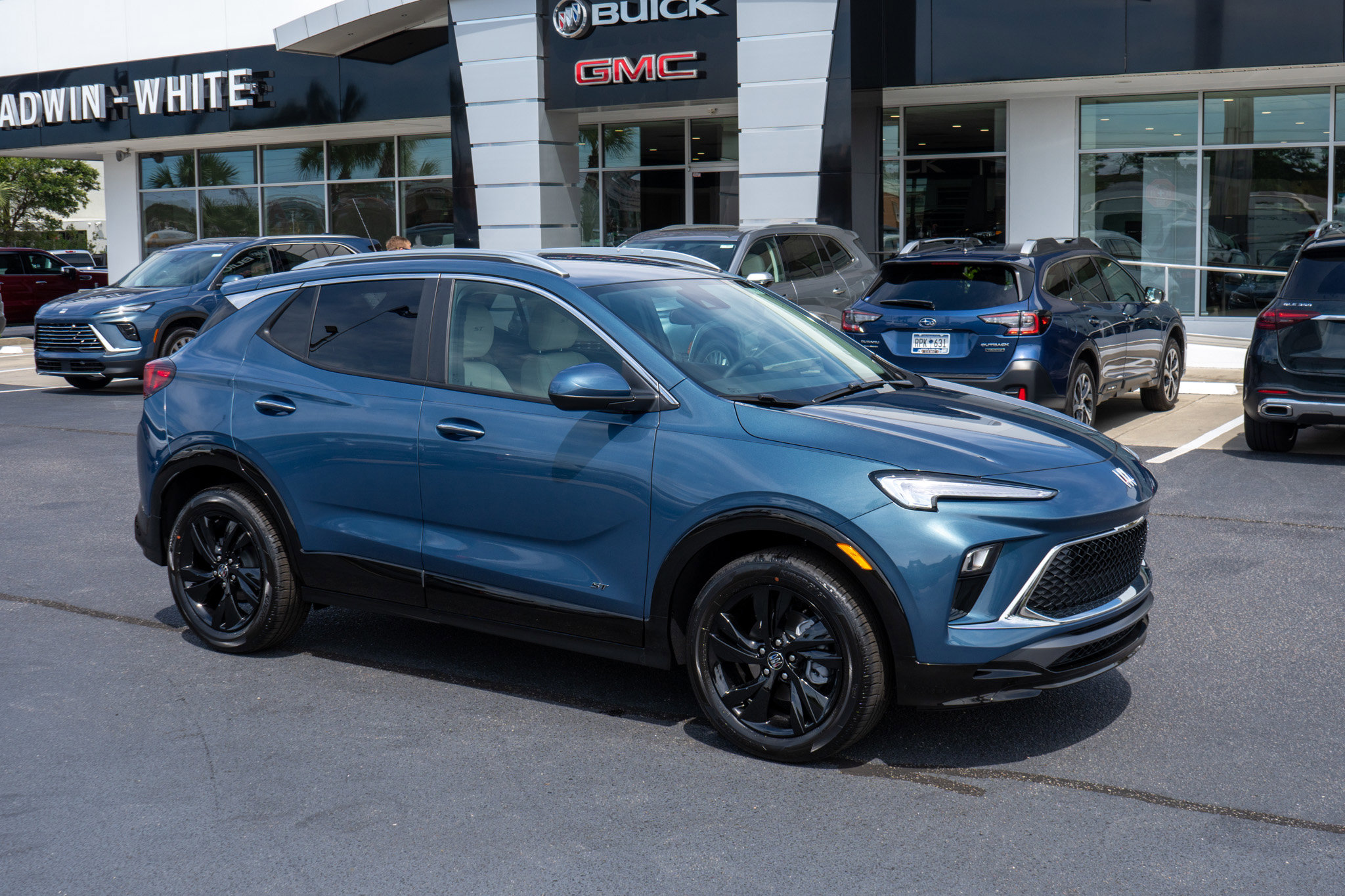 2026 Buick Encore GX Sport Touring's photo