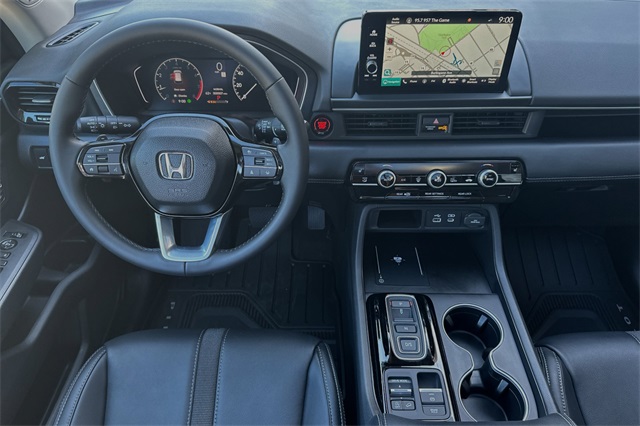 2025 Honda Pilot Touring photo 11