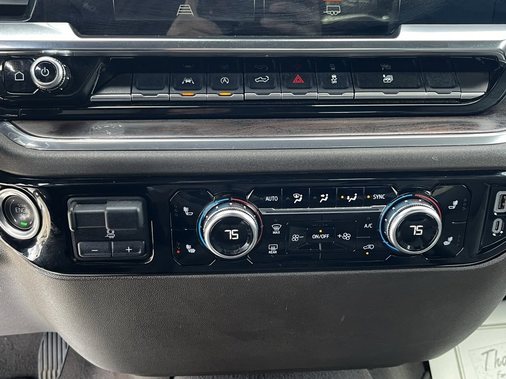 2025 Gmc Sierra 1500 SLT photo 2