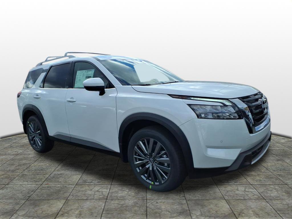 2025 Nissan Pathfinder SL's photo