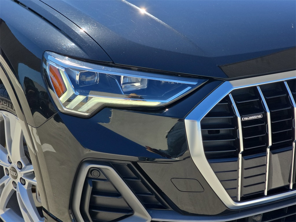 2022 Audi Q3 Premium Plus S line photo 26