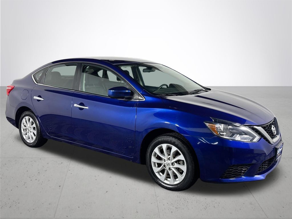 2018 Nissan Sentra SV photo 4