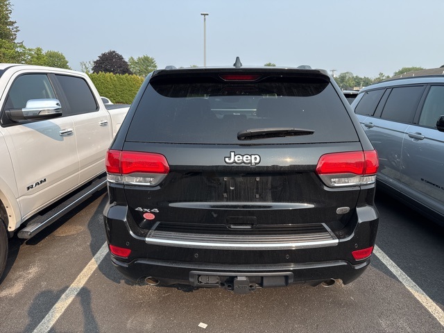2020 Jeep Grand Cherokee Overland photo 3