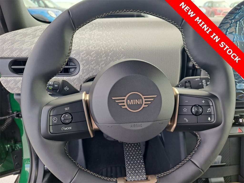 2025 Mini Cooper 4 Door Hardtop Signature photo 15