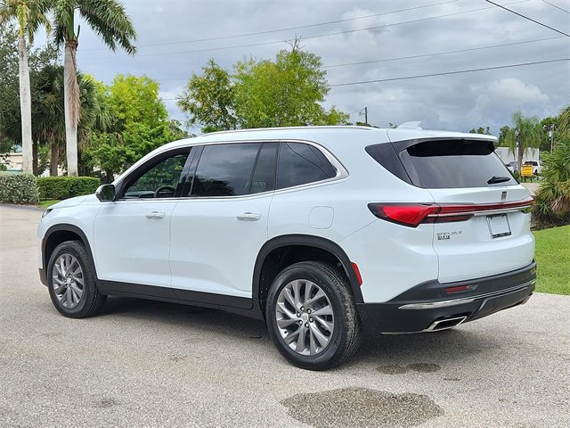 2026 Buick Enclave Preferred photo 2