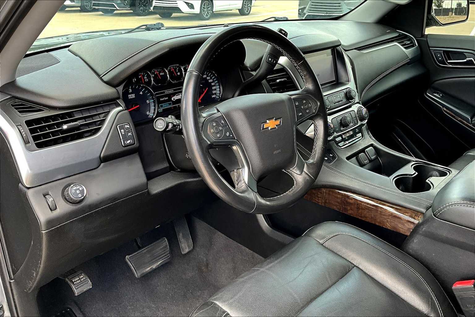 2020 Chevrolet Tahoe LT photo 17