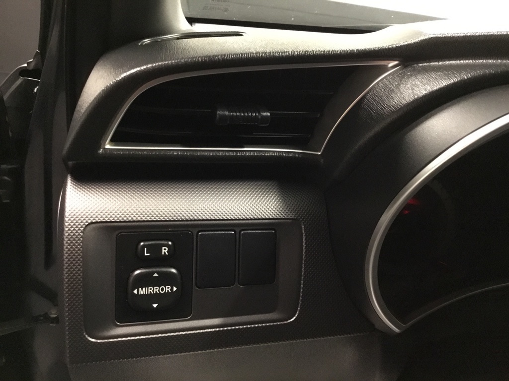 2015 Scion tC Base photo 19