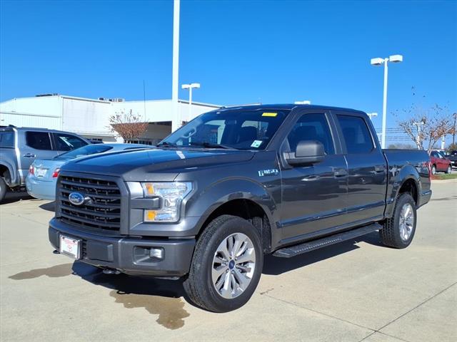 2017 Ford F-150 XL's photo