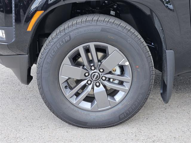 2025 Nissan Frontier Crew Cab SV photo 7
