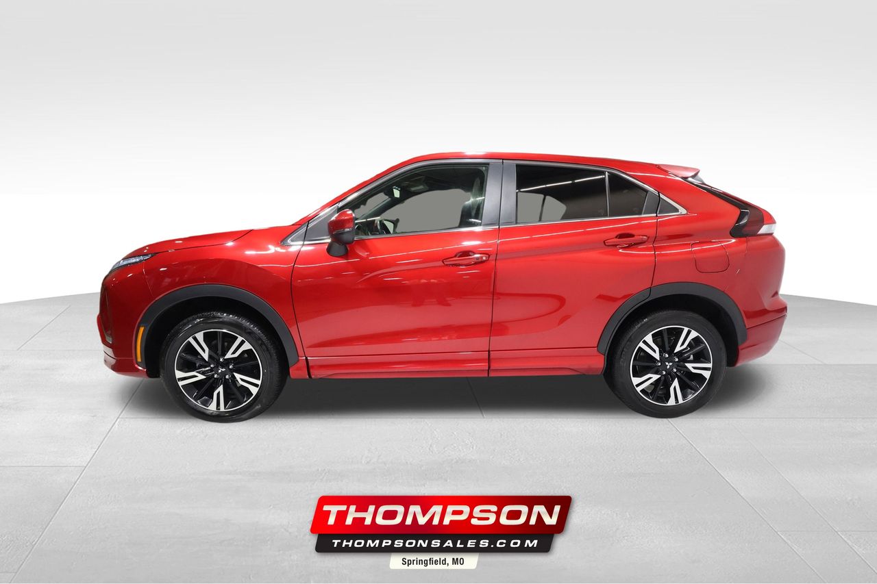 2024 Mitsubishi Eclipse Cross SEL's photo
