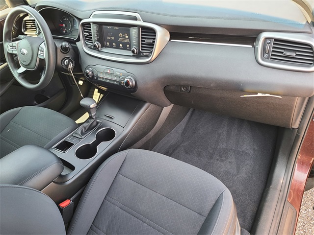 2020 Kia Sorento LX photo 15