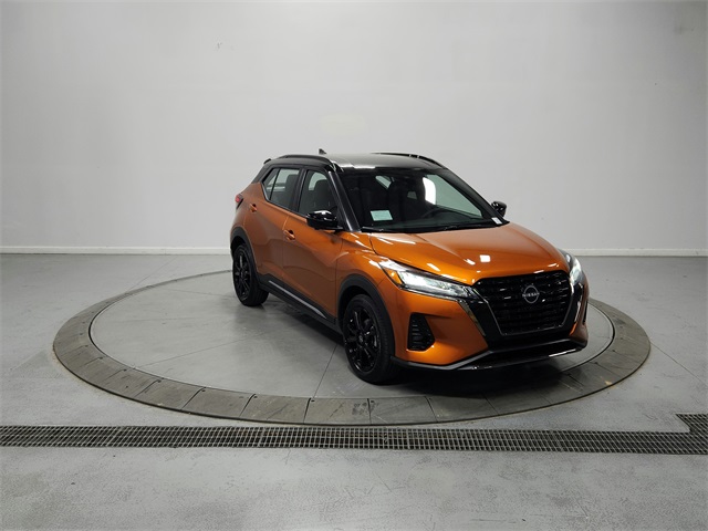 2024 Nissan Kicks SR's photo