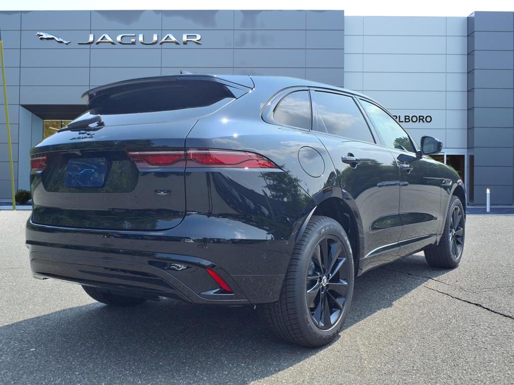 2026 Jaguar F-PACE P250 R-Dynamic S photo 2