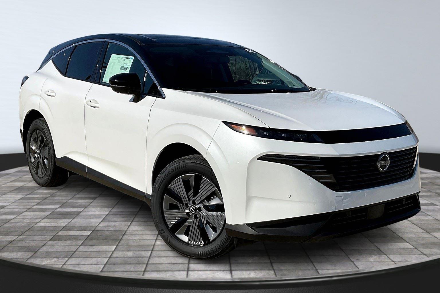 2025 Nissan Murano SL photo 2