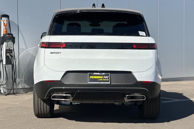 2025 Land Rover Range Rover Sport SE photo 4
