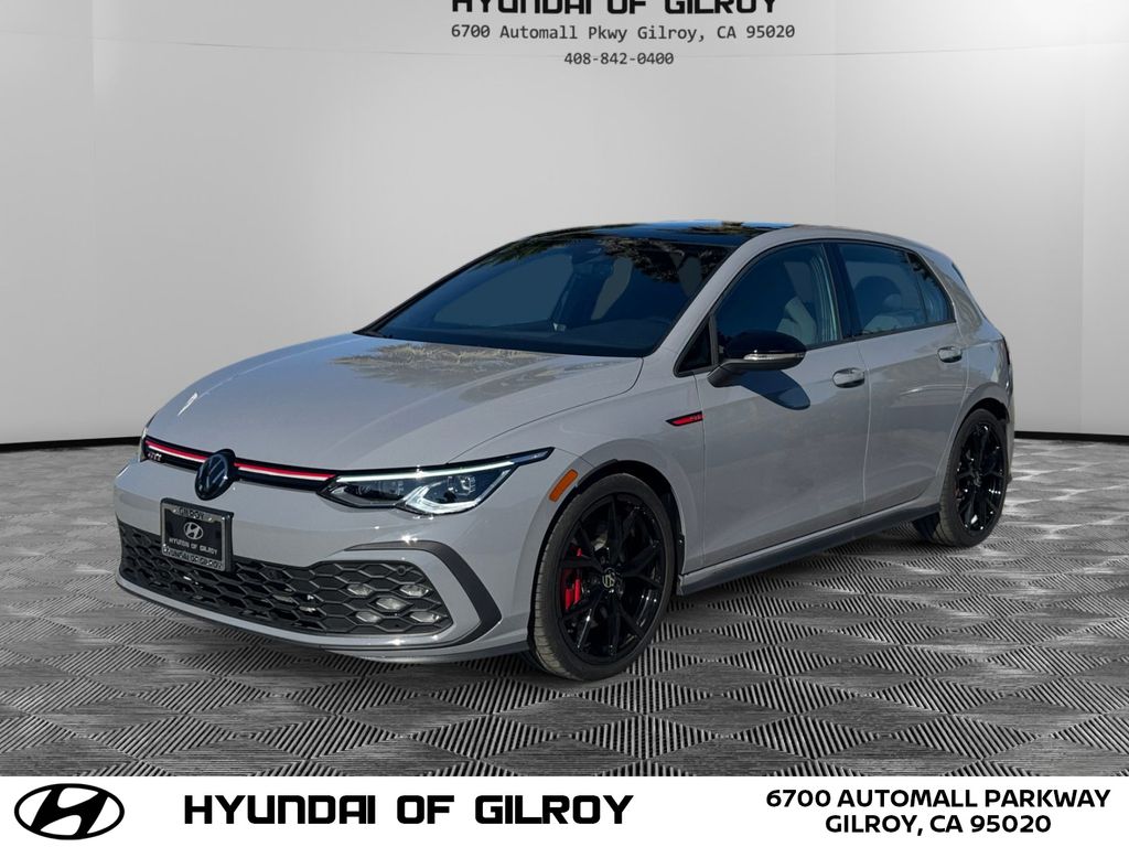2024 Volkswagen Golf GTI SE's photo