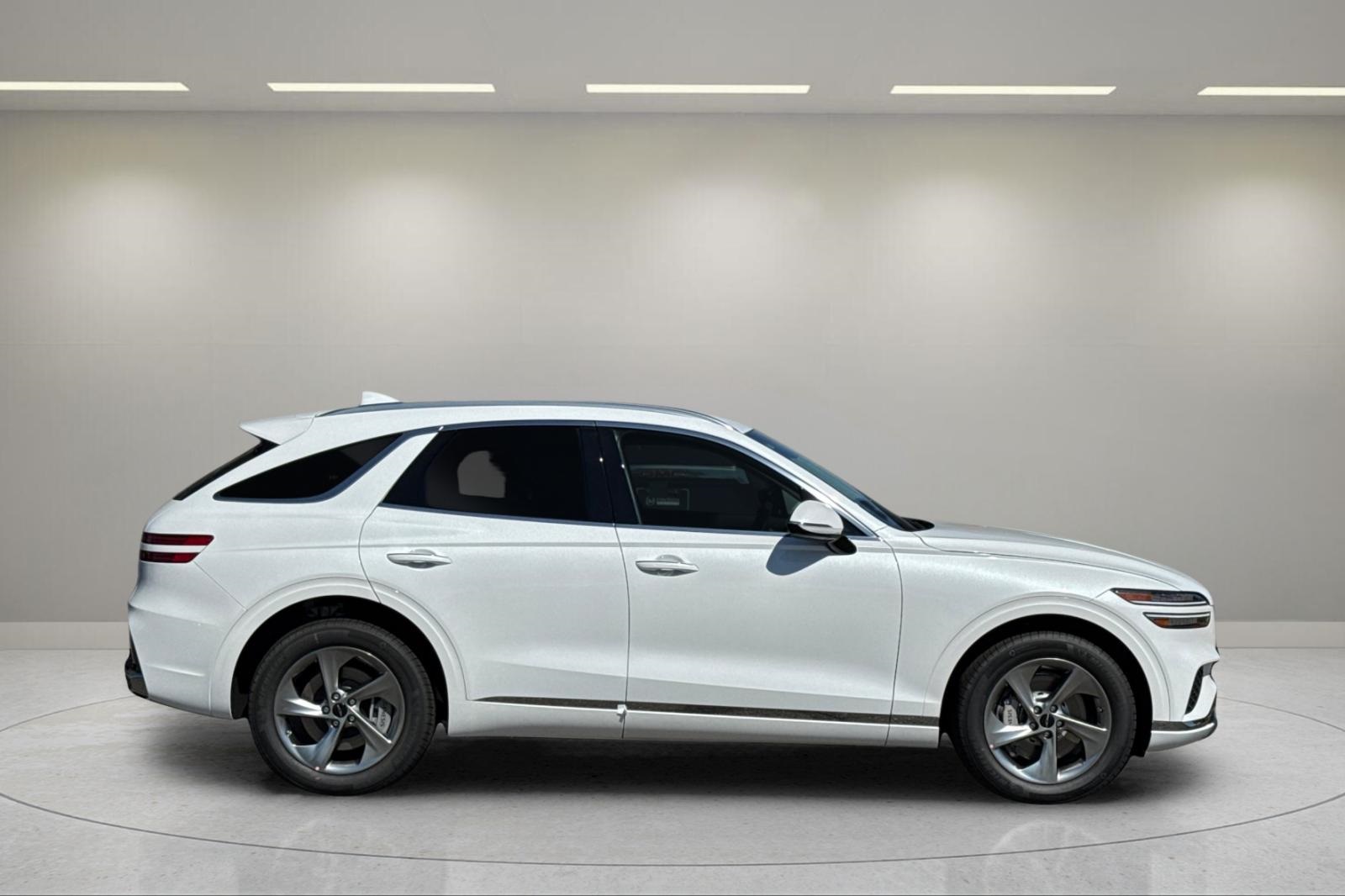 2026 Genesis GV70 2.5T photo 2