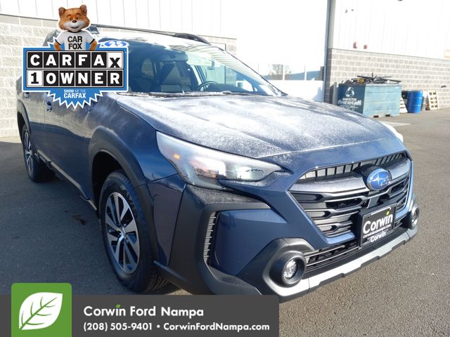 2025 Subaru Outback Premium's photo