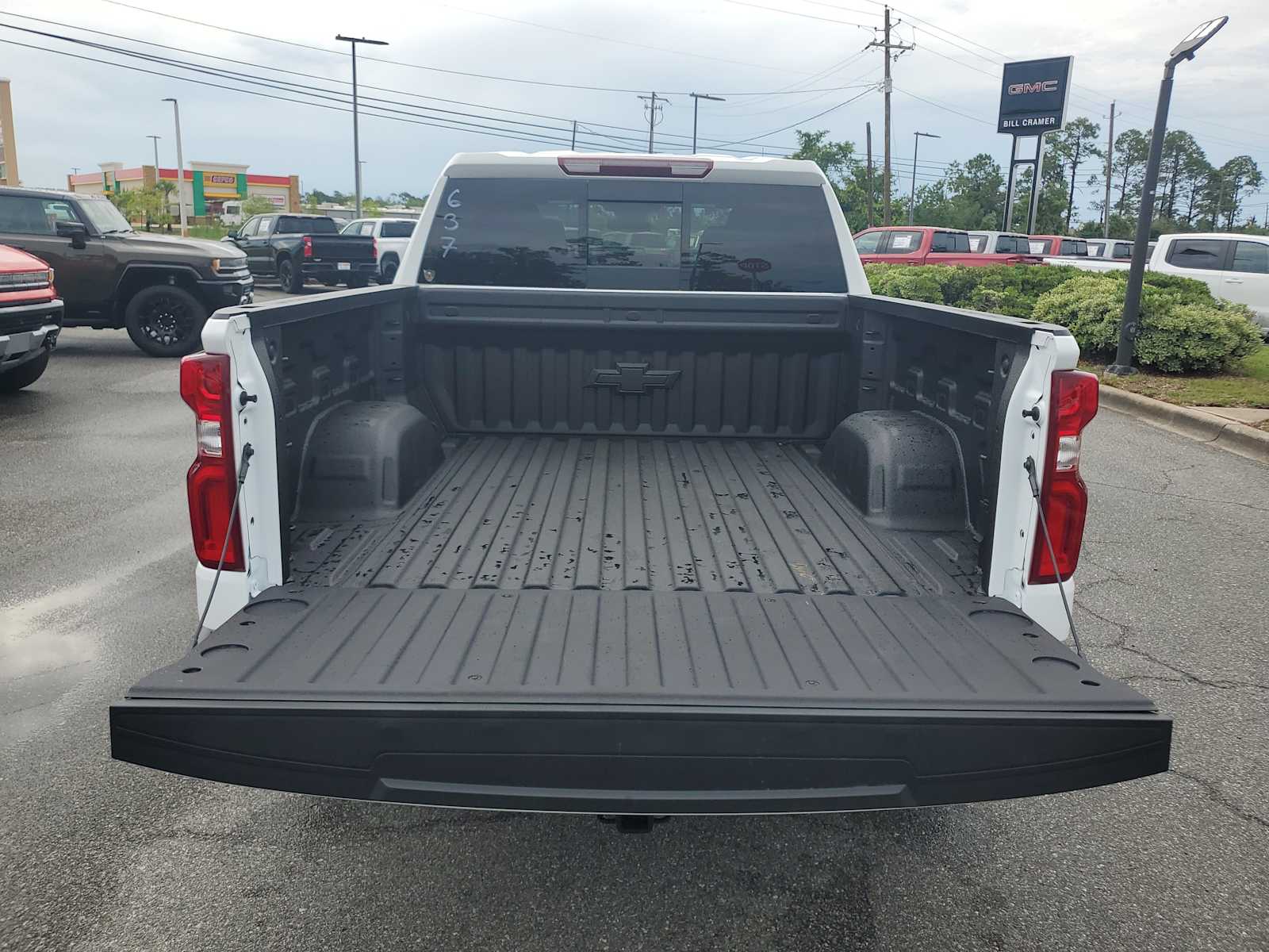 2025 Chevrolet Silverado 1500 RST photo 5